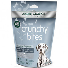 Лакомство Arden Grange Crunchy Bites для собак с чувствительной кожей или желудком с океанской рыбой и картофелем - 225 г