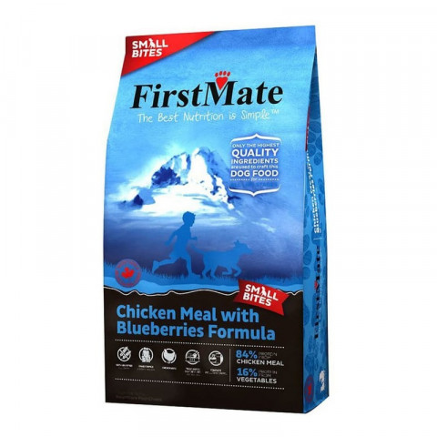 FirstMate Chicken Meal With Blueberries Small Bites сухой беззерновой корм для взрослых собак мелких пород с курицей и голубикой 6.6 кг