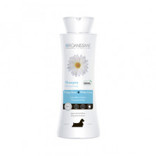 Органический эко-шампунь White Coat Shampoo Organissime by Biogance для собак светлых окрасов с экстрактом ромашки и мяты - 250 мл